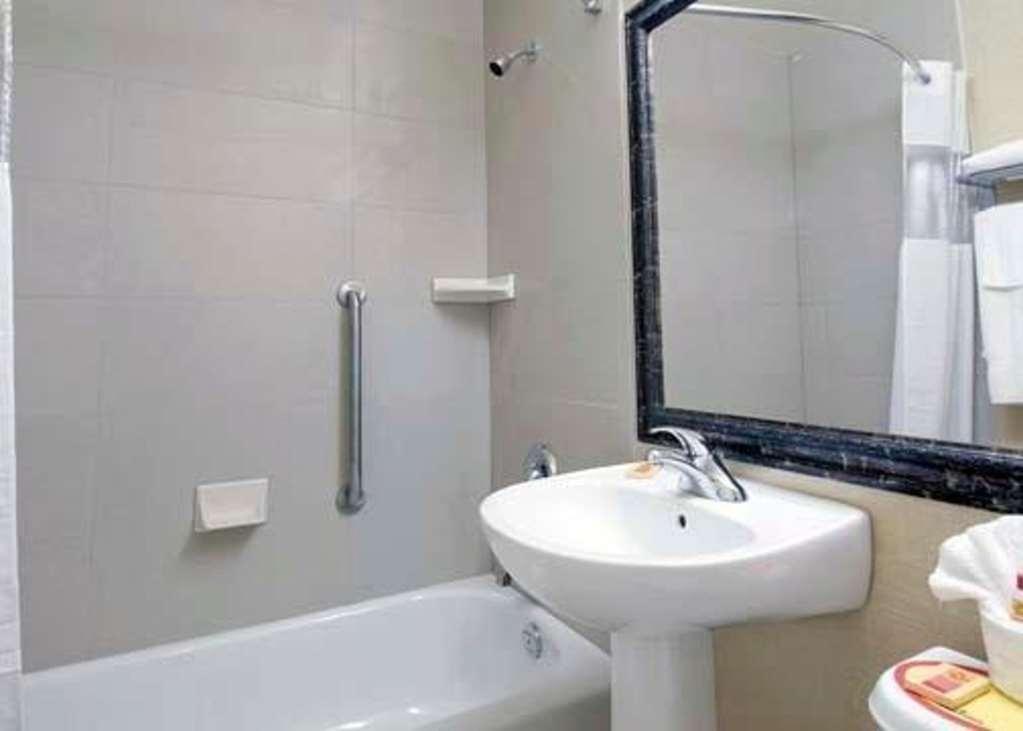 Econo Lodge City Centre Κίνγκστον Εξωτερικό φωτογραφία
